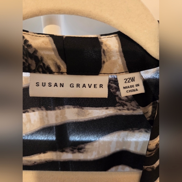 Susan Graver Open Front Sleeveless Sheer Top - Picture 4 of 4